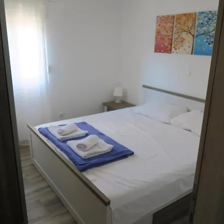 Familienwohnung 2 Apartment *