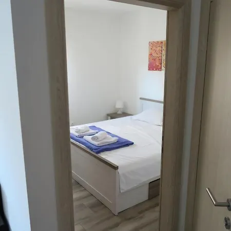 Familienwohnung 2 Apartment Baska (Krk)