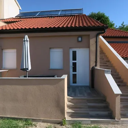 Familienwohnung 2 * Baska (Krk)