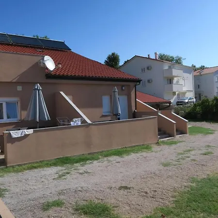 Familienwohnung 2 Apartment Baska (Krk)